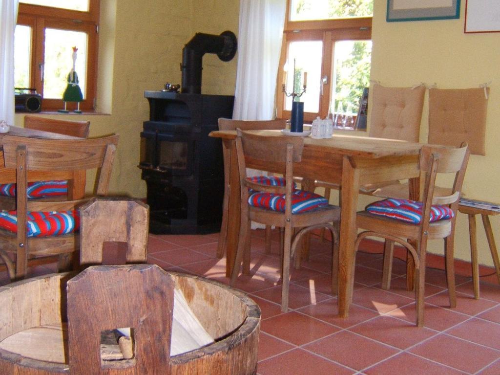 Bio Pension Kirschenfee Зонтхайм Экстерьер фото